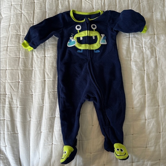 8 Piece Assorted Baby boy long sleeve clothes (013) - Picture 6 of 14